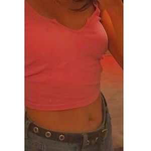 BRANDY MELVILLE RICHIE TANK !!